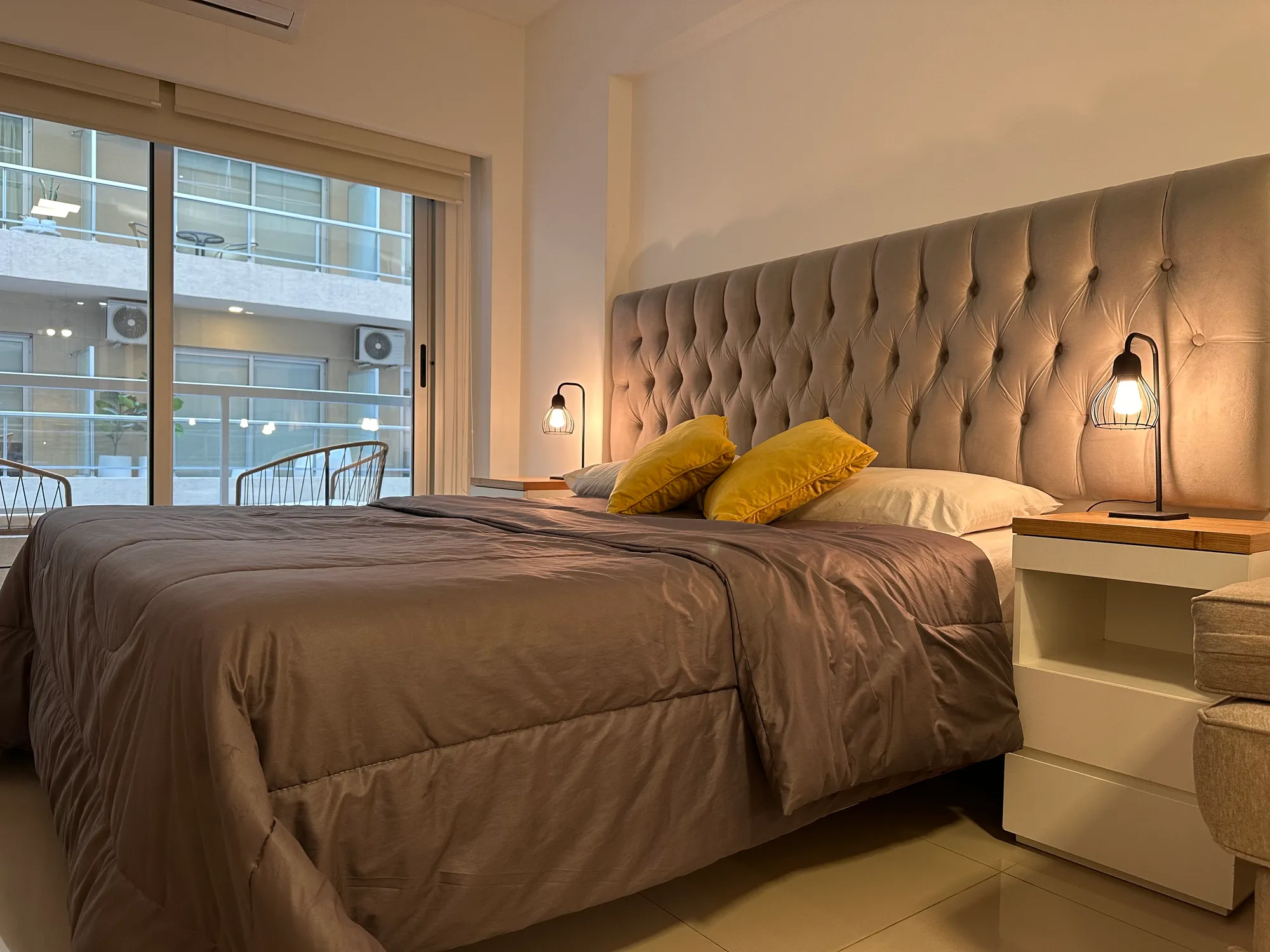 Excelente estudio con piscina en casco histórico