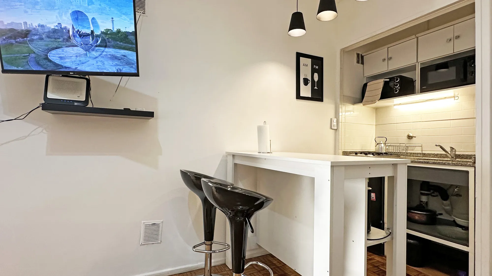 Estudio Nuevo y cálido con patio y parrilla